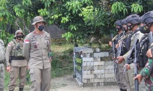 Motivasi Pasukan di Pos Sekat Uweralulu dan Tamanjeka, Kapolda Sulteng Turun ke Garis Terdepan