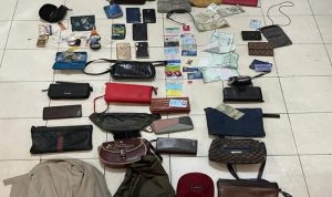pencuri dompet