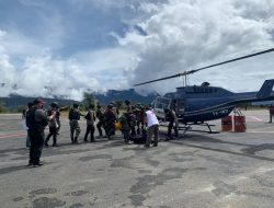 Ops Damai Cartenz Berhasil Evakuasi 8 Korban Penembakan KKB