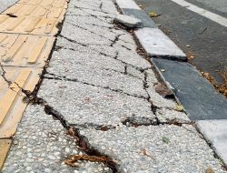 Dinas PU Kota Palu Enggan Menanggapi Diduga Kerusakan Jalan Kawasan Kantor Walikota