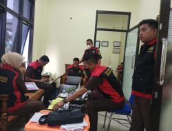 Terkait Pungli, Penyidik Kejati Sulteng Geledah Kantor Pertanahan Palu