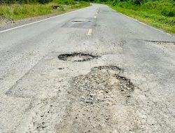 Jalan Berlubang Dikeluhkan Bagian dari Paket Preservasi Rp13,7 Milyar