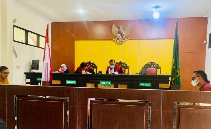Agenda sidang pada Selasa kemarin, 9 Agustus 2022, di Pengadilan Negeri Palu, adalah Pembacaan Gugatan.