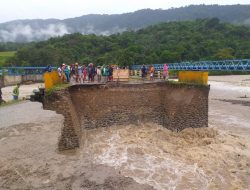Jembatan Gumbasa Dikabarkan Putus, Warga Dengar Suara Gemuruh Seketika Banjir Bandang