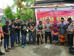 Memperingati Hari Sumpah Pemuda, Polda Sulteng dan Komunitas Vespa Bedah Rumah Janda Tua
