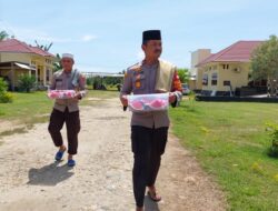 Kapolsek Bolano Lambunu Berbagi di Jumat Berkah, Gigih Winanda : Anggota Polri bukan Sekadar Profesi Tapi Jalan untuk Mengabdi