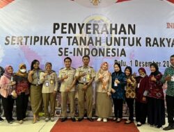 Wakil Gubernur Sulawesi Tengah Serahkan 500 Sertifikat Tanah Gratis