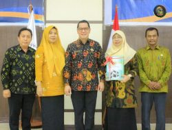Asisten III Terima Laporan Hasil Pemeriksaan BPK Perwakilan Sulteng
