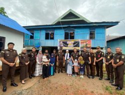 HUT ke-72 Persaja, Kejari Tolitoli Bakti Sosial Berkunjung ke Panti Asuhan Bagi Sembako