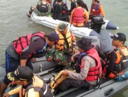 Pencarian Dilanjutkan untuk Dua Bocah Hilang Terseret Arus Sungai
