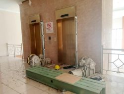 Proyek Pengadaan Lift Gb. B DPRD Sulteng Diduga Belum Rampung?