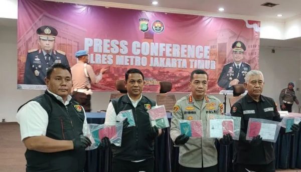 pasangan suami istri