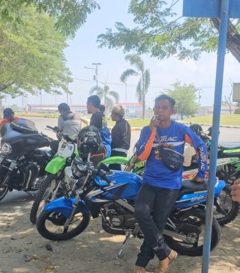 Simpatisan Agusman Aco 