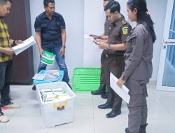 Tersangka Korupsi Rp29 Miliar Diserahkan ke Kejati Sulteng