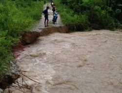 Hujan Deras Timbulkan Banjir, Desa Karya Mandiri Terkena Dampak Parah