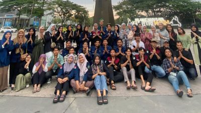 Mahasiswa Deli Serdang Gelar Aksi Berbagi Takjil Menyambut Ramadan