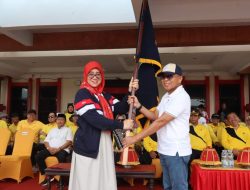 Wakil Bupati Herny Agus Sambut Peserta Napak Tilas Peringatan HUT Pasangkayu Ke-21