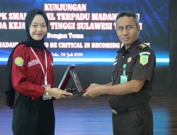 Sosialisasi Tugas Jaksa ke Siswa SMAN Model Terpadu Madani Palu, Semoga Tertarik Bergabung Kejaksaan