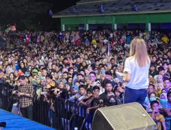 Tak Mau Ketinggalan, Para Generasi Z Padati Deklarasi Anwar – Reny di Pantai Gaukan Tolitoli