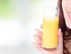 Sederet Jus Buah Pelancar Haid, Ladies Kalian Wajib Coba!