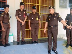 Kajati Sulteng Kunjungi Kejari Parigi Moutong, Tekankan Pentingnya Integritas dan Profesionalisme!