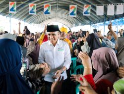 Cagub Sulteng Nomor 2 Anwar Hafid Disambut Meriah di Palasa