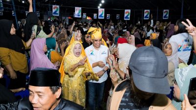 Paslon Anwar-Reny Disambut Meriah di Kayuboko, Dapat Dukungan Penuh dari Dewan Adat Parigi Barat