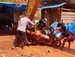 Polres Morut Terjunkan Personel Pasca Banjir Bandang di Tamenusi