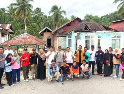 BPBD Tolitoli Serahkan Bantuan Kepada Korban Angin Kencang