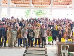 PT. CPM Bagi Sembako Untuk Warga Lingkar Tambang Jelang Ramadhan