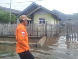 Kades Lobu : Saya Berharap Kepada Pemerintah Agar Memberikan Solusi Pencegahan Banjir Di Kecamatan Moutong.
