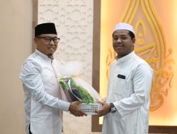Bawa Mushaf dan Info Pembangunan, Tim Safari Ramadan Provinsi Sulawesi Tengah Lewat Biro Adpim Kunjungi Masjid Ghaizan Al-Ghazali