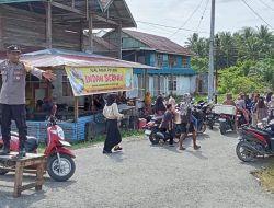 Polisi Siaga di Bambalamotu, Arus Belanja Jelang Lebaran Tetap Lancar