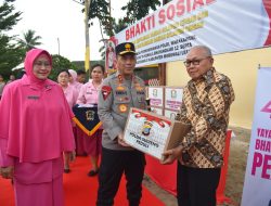 Kapolda Sulteng,Resmikan Fasilitas Pelayanan, Serahkan Bansos dan Tekankan Profesionalisme Personel