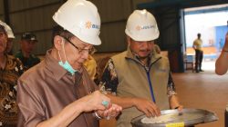 Longki Tinjau Gudang Bulog di Parigi Moutong, Pastikan Stok Beras Aman dan Serapan Panen Petani Lancar