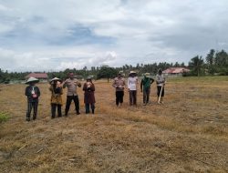 Sinergi Polri dan Warga, IPDA Yayang Luki Pimpin Tanam Jagung 2 Ha di Mepanga