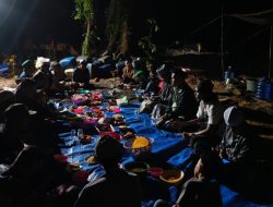 Sederhana Namun Bermakna: Kelompok Penambang Desa Karya Mandiri Berbagi Kebahagiaan