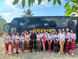 Dukung Kegiatan Keagamaan dan Pendidikan, Bus Brimob Sulteng Layani Tirta Yatra Purni SMADANI ke Pura Agung Wisnu Murti Donggala