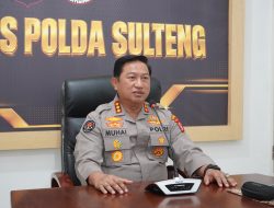 Karangan Bunga Sindiran Viral di Depan Bank Sulteng, Polda Sulteng Turunkan Propam Dalami Dugaan Keterlibatan Oknum Polri