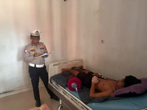 Kecelakaan di Randomayang, Scoopy Tabrak Panther yang Hendak Masuk Parkiran Masjid Cheng Ho